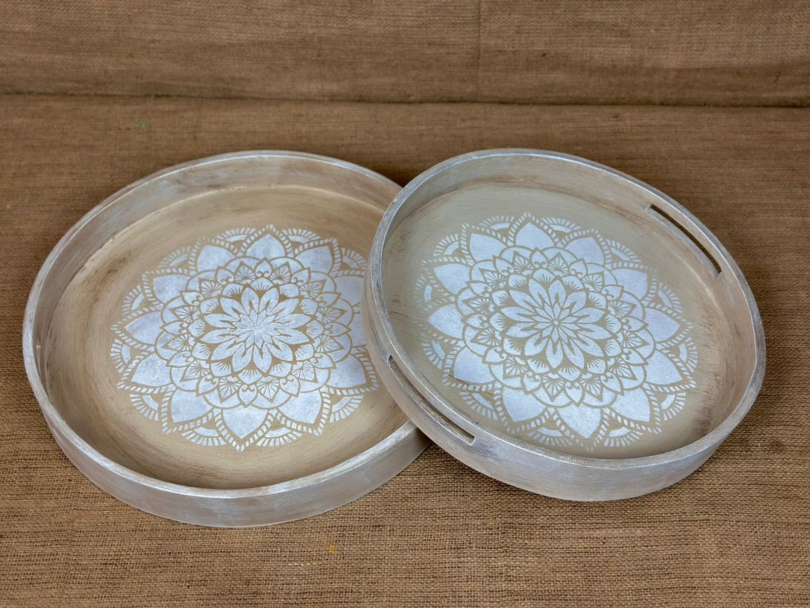set-of-trays