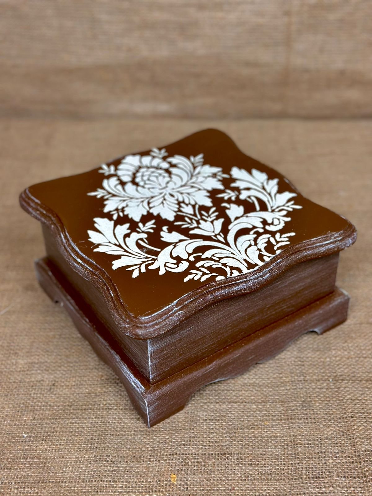 tea-box