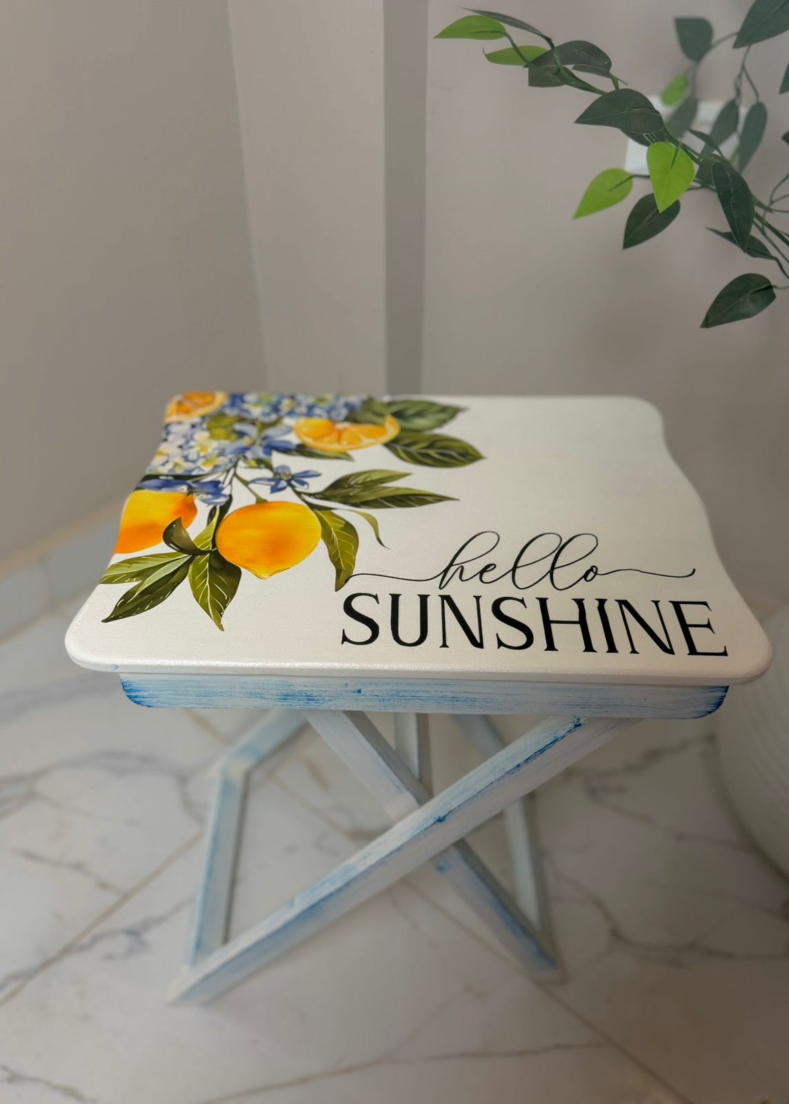 summer-sunshine-table